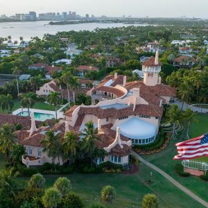 LIVE: Unsealing Of Mar-a-Lago Warrant From FBI’s Search Of Trump Residence | NBC News