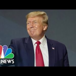 Pro-Trump Forums Swarmed With Violent Rhetoric After FBI Mar-a-Lago Search