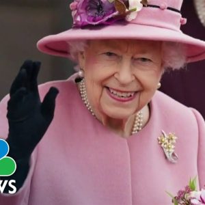Queen Elizabeth’s Former Bodyguard Shares Story Of Her Quick Wit, Sense Of Humor