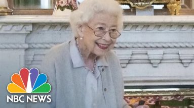 Keir Simmons Reflects On The Queen’s Life And Reign