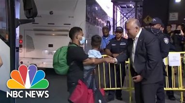 NYC Opens Asylum Resource Center To Help Incoming Migrants