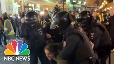 New Protests After Russia Announces Plans To Draft 300,000 Soldiers For War In Ukraine