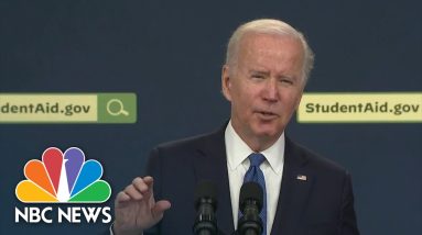 Federal Appeals Court Temporarily Blocks Biden's Student Debt Relief Program