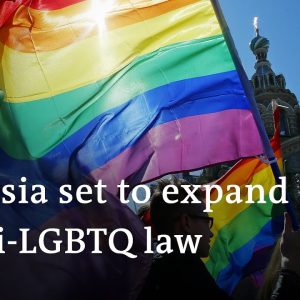 Russian parliament mulls expansion of 'gay propaganda' law to further restrict gay rights | DW News