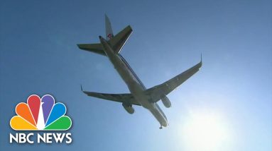 Airlines Prepare For Holiday Travel Chaos