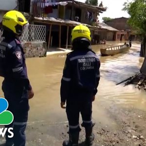 Hundreds Of Towns In Colombia On Red Alert After Major Flooding