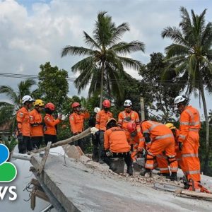 Hundreds Killed, Dozens Missing After 5.6 Magnitude Earthquake Strikes Indonesia