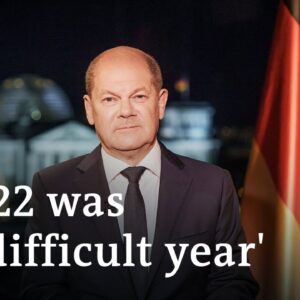 German Chancellor Scholz urges unity in New Year's Eve address | DW News