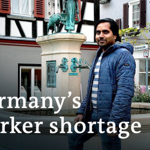 Germany to smooth entry for foreign skilled workers | DW Business