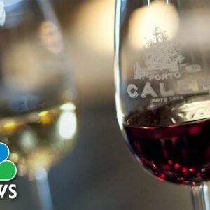 Tips For Staying Sober While Celebrating New Year's