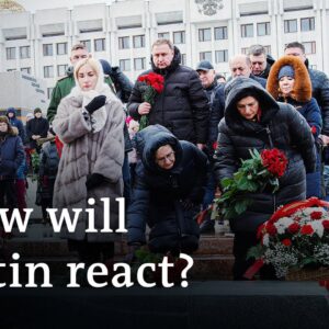 Ukraine war: Russian military under fire for high death toll at Makiivka | DW News