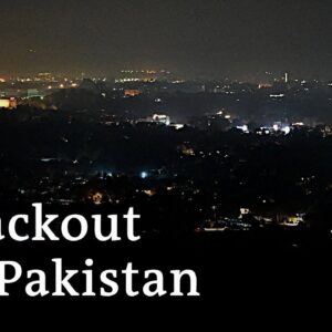 Countrywide power outage plunges Pakistan into darkness | DW News