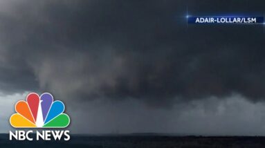 Deadly tornado outbreak sweeps across the South