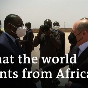 Who benefits from the global rush to cozy up to Africa? | DW News