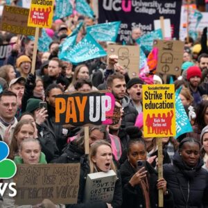 Teachers, train drivers, civil servants join largest U.K. strike in over a decade