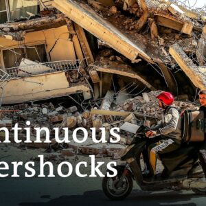 Earthquake survivors traumatized by continuous tremors | DW News