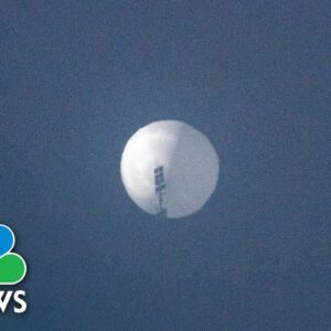 Suspected chinese spy balloon on the move