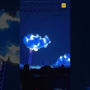 Taylor Swift DIVES Into The Stage During Eras Tour Opening Night #shorts