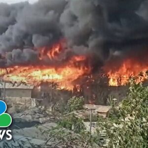 Huge fire destroys 3,000 dwellings in Rohingya refugee camp in Bangladesh