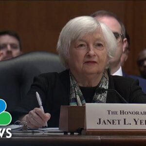 Secy. Yellen assures 'our banking system is sound' in Senate hearing