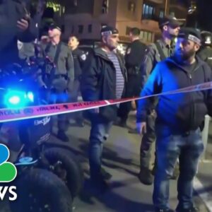 Three wounded in Tel Aviv shooting