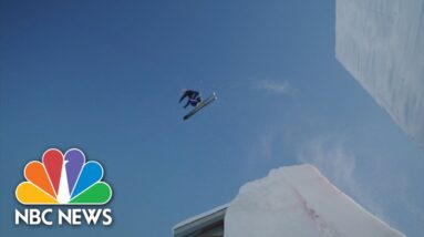 Ukrainian aerial skiers, displaced by war, train alongside Team USA