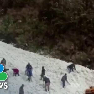 At least seven dead after Himalayan avalanche