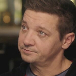 Jeremy Renner Gets CHOKED UP Revealing He Wrote a Goodbye Note in Hospital ICU