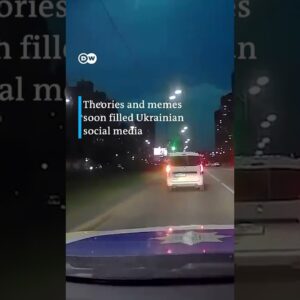 Mysterious bright flash of light over Kyiv | DW News