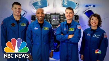 NASA announces astronauts in Artemis II mission to orbit the moon