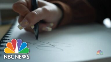 Signature coach turning chicken scratch into autographs