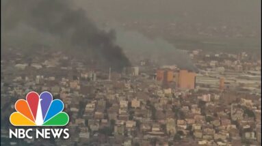 Thousands of Americans stranded in Sudan war zone