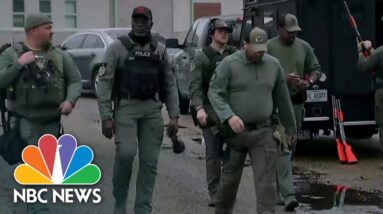 Urgent search for two escaped Mississippi inmates on the run