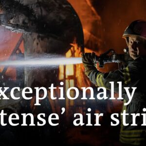 Ukraine update: Nightly airstrikes on Kiev; Ukraine claims advances around Bakhmut | DW News