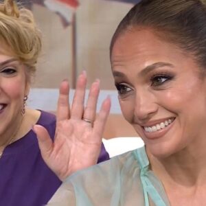 Jennifer Lopez's Mom CRASHES Her Interview to Praise Ben Affleck