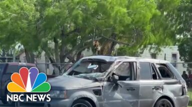 Man plows car into group of pedestrians near Texas shelter housing migrants, killing 7
