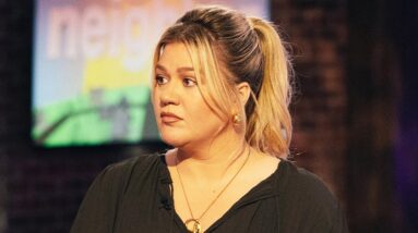 The Kelly Clarkson Show Accused of Being a Toxic Work Environment