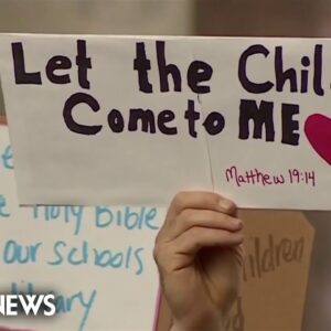 Utah parents protest Bible removal from schools