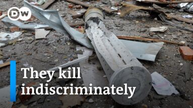 Why cluster bombs are banned in 120 countries – but not in the US, Russia and Ukraine | DW News