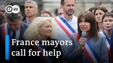 French mayors carry out anti-violence rallies | DW News
