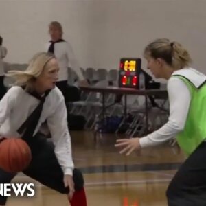 Granny basketball holds championship in Iowa