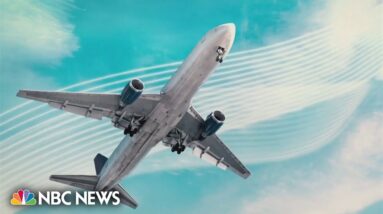 Climate change to take an increasing toll on air travel, United CEO warns