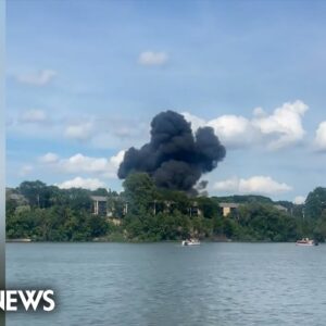 Watch: 2 people eject from fighter jet before crash at Michigan air show