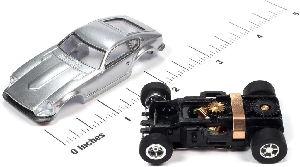 Auto World Xtraction 1973 Datsun 240Z Factory (Silver) HO Scale Slot Car
