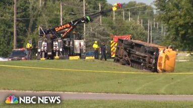 1 child killed, over 20 injured as school bus crashes on way to first day at elementary school