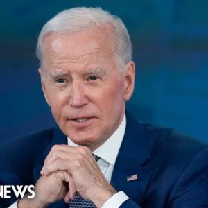 LIVE: Biden delivers remarks on the economy in Milwaukee | NBC News