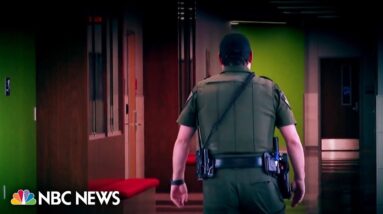 More school districts bringing police back on campus