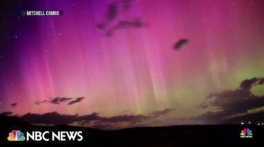 Northern Lights shined in full color blitz Monday night