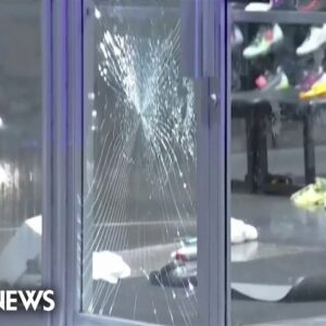 Philadelphia police arrest at least 30 people after looting