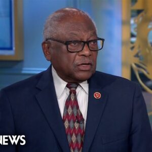 Full Clyburn: Speaker McCarthy is ‘backing away’ from a deal he made to keep government open